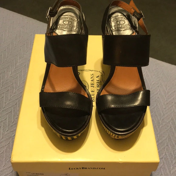 SALE! Lucky Brand sandals - Picture 8 of 8